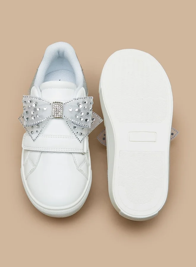جونيورز Girls Glitter Textured Bow Applique Sneakers with Hook and Loop Closure