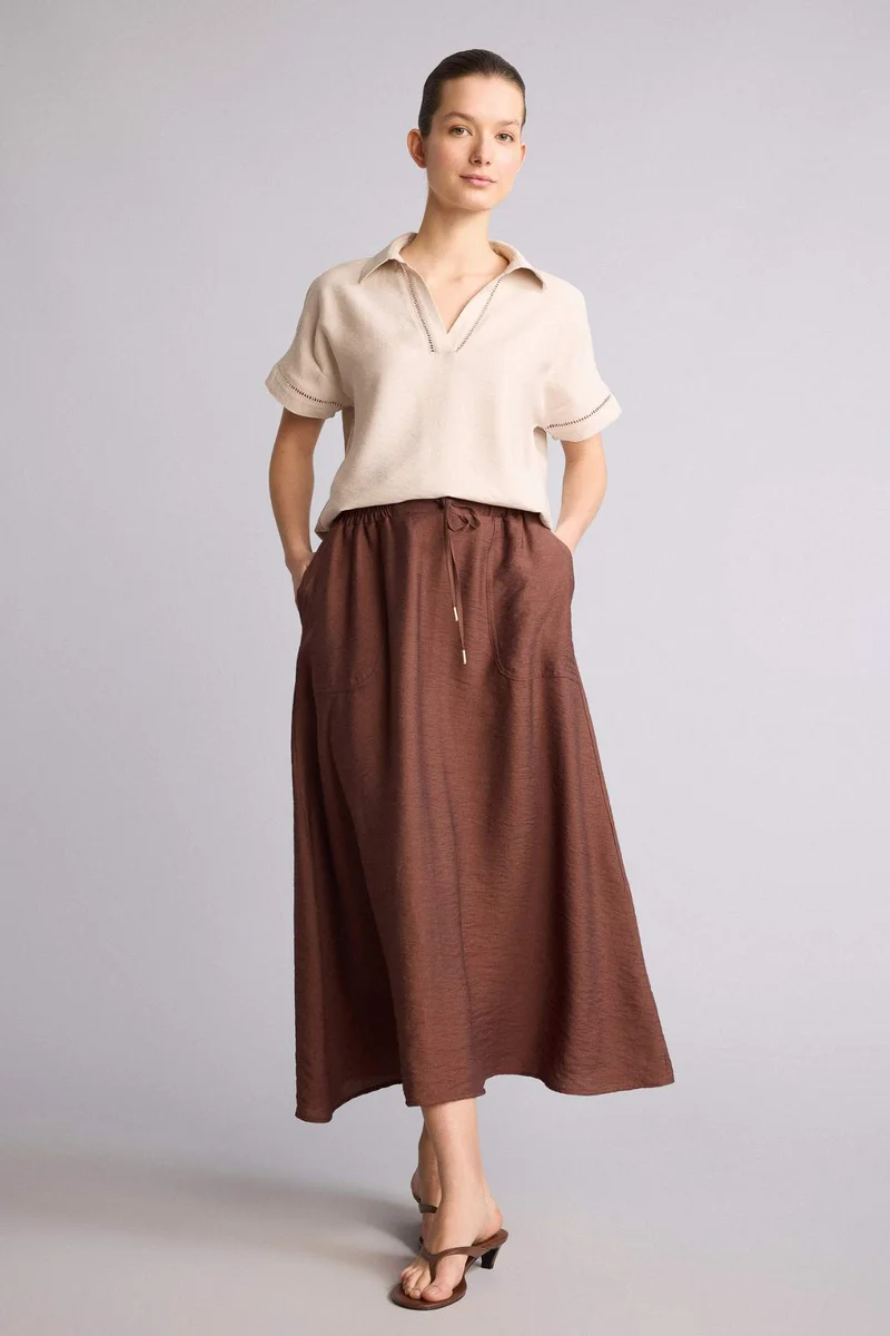 ديفاكتو A Cut Skirt