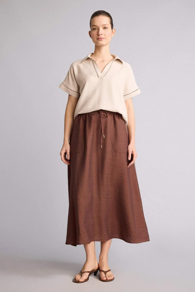 ديفاكتو A Cut Skirt