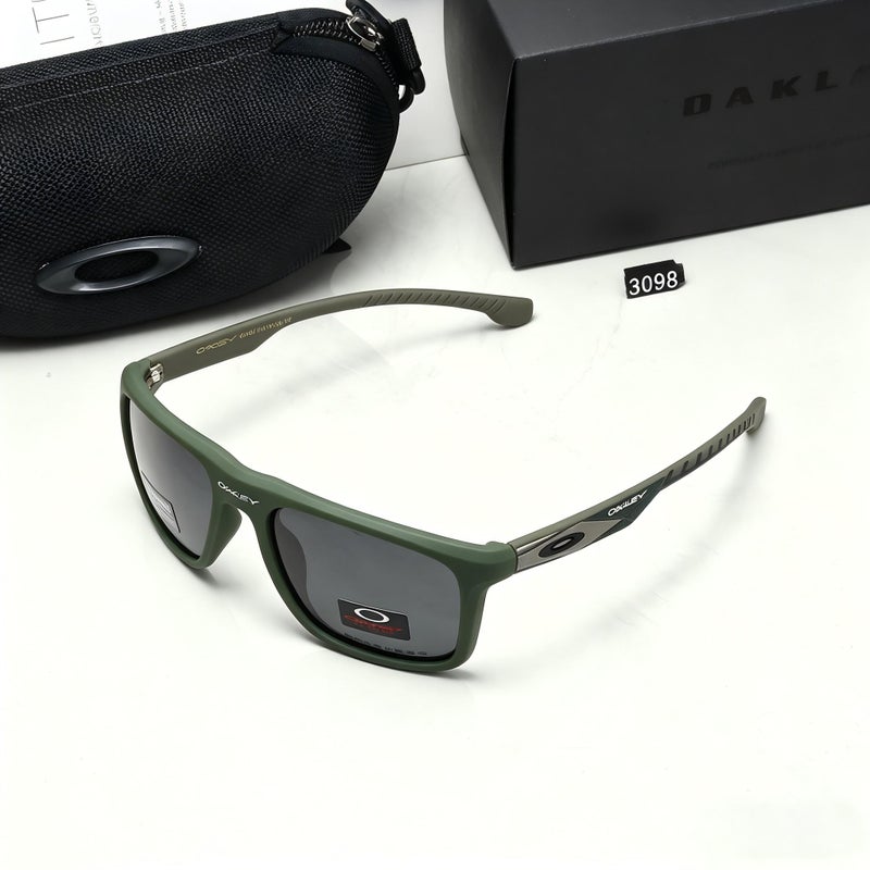 Oakley Men's Classic Sunglasses Sliver XL Sunglasses Prizm Grey Polarized Lenses Camouflage Green Frame - Image 4