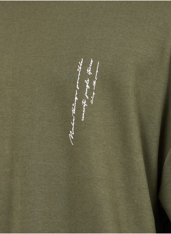 Styli Minimal Slogan Print Mock Neck Interlock Boxy Fit T-shirt  - Image 3