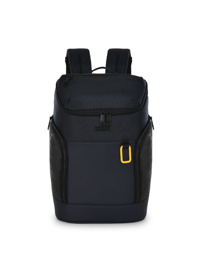 ماجلان حقيبة ظهر لاب توب ماجلان  بوصة بمنفذ  - وجيب علوي جانبي مفتوح - Image 1