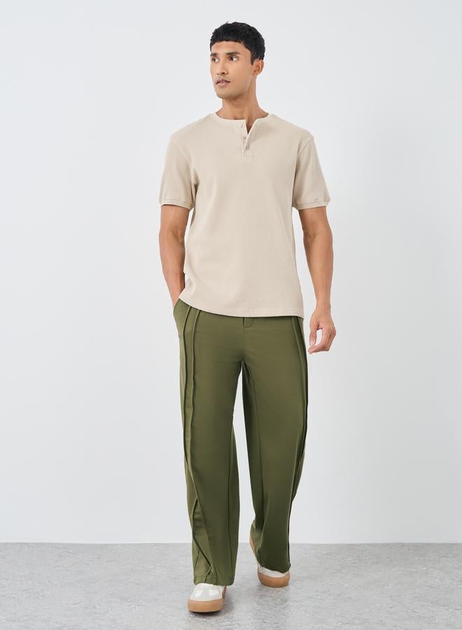 ستايلي بنطلون جوجر ستايلي بقصة مريحة مع رباط - Image 2