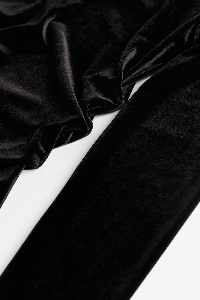 H&M Fitted velour dress