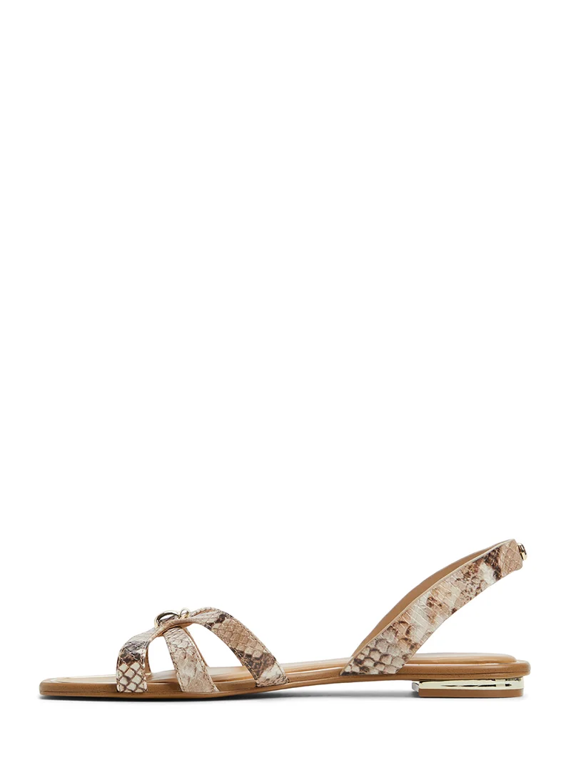 الدو Marassita Flat Sandals