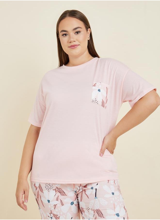 Styli - Plus Large Scale Floral Print Pocket T-Shirt & Pyjama Set - Image 1