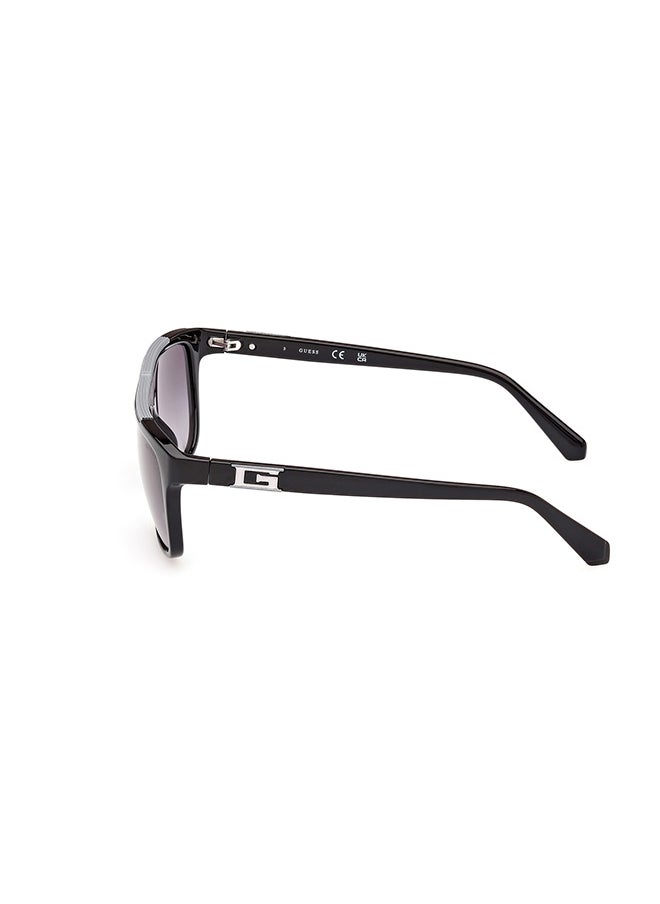 GUESS Men's UV Protection Rectangular Sunglasses - GU0012201B57 - Lens Size: 57 Mm  - Image 2