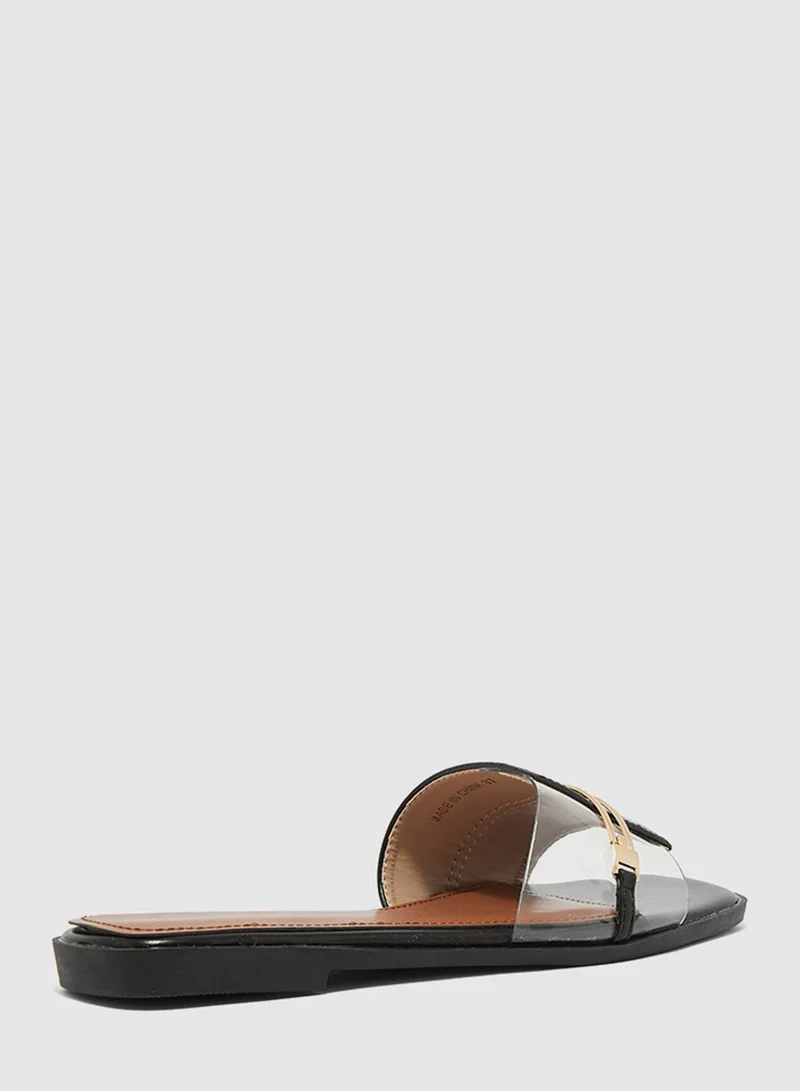 Deezee @ CCC Casual Flat Sandals