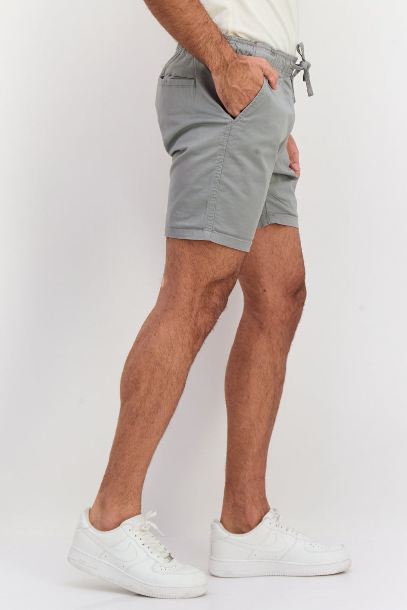 GOOD FOR NOTHING Men Brand Logo Basic Shorts, Grey - Image 1