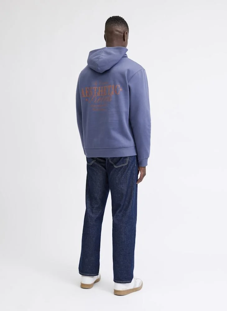 ج ج ريبل هودي بطباعة نصية وياقة دائرية