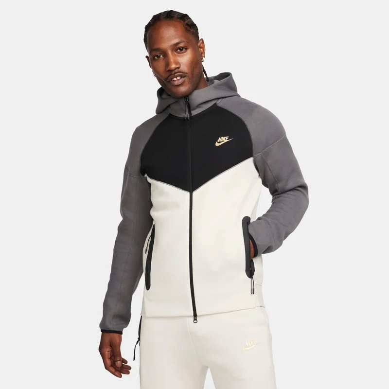 Nike Men's Sportswear Tech Fleece Windrunner Full-Zip Hoodie