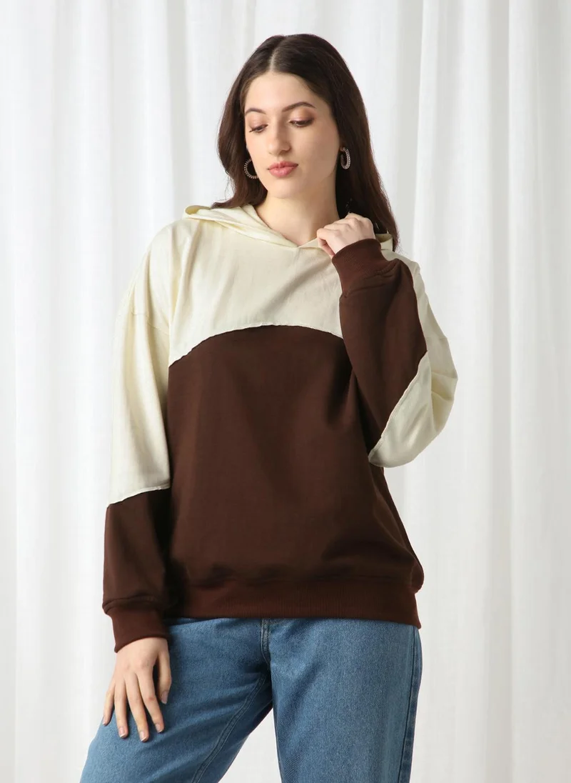 globus Globus Women Brown Colorblock Drop Shoulder Sleeves Ribbed Hem Hooded Oversized Sweatshirt