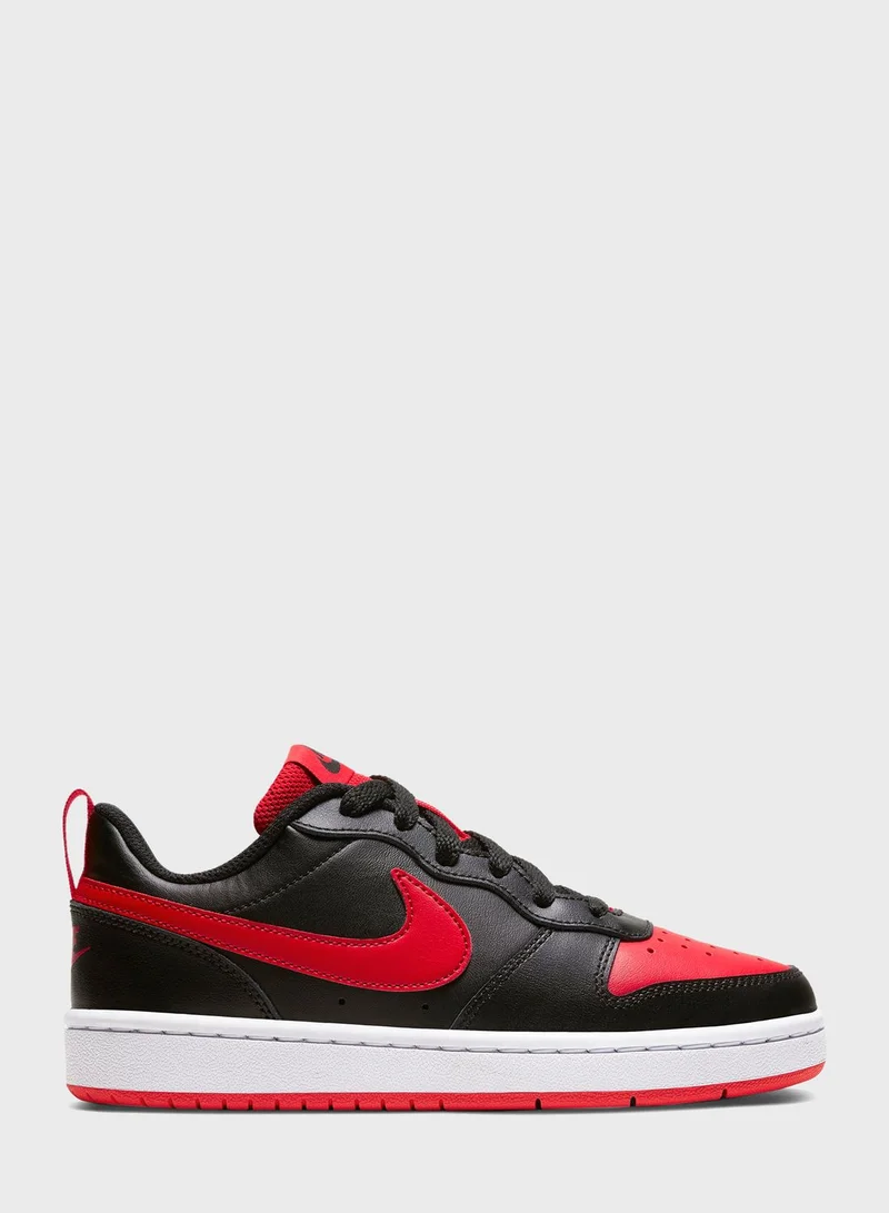 Nike Youth Court Borough Low 2