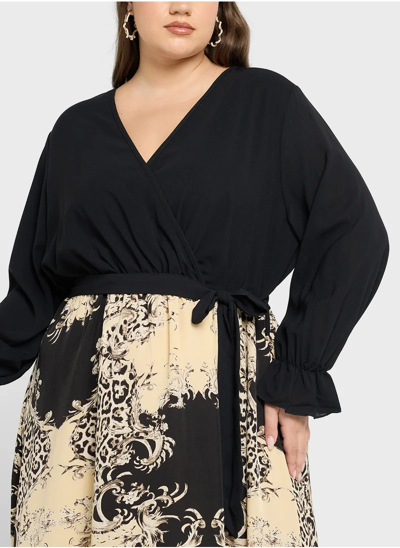ايلا بلس Printed Dress