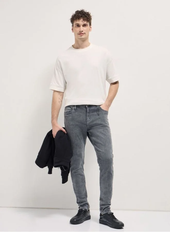 THE BEAR HOUSE Men's Stylish Grey Jeans with Comfortable Stretch and Skinny Fit Classic Comfort With Modern Style, Perfect For Everyday Casual Looks And Effortless Streetwear Vibes