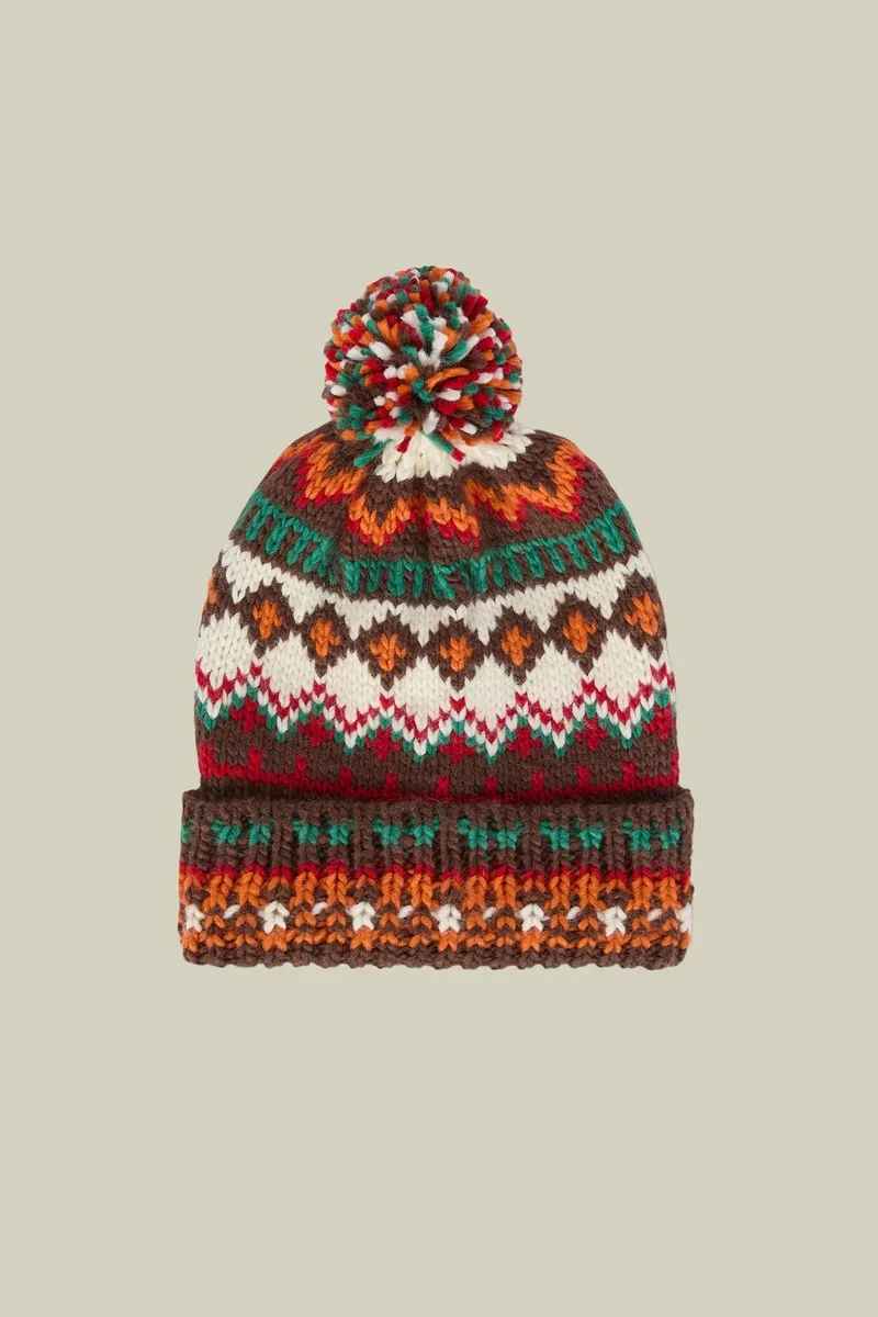 Men's ribbed hat in a Norwegian pattern with a pompom - Brown