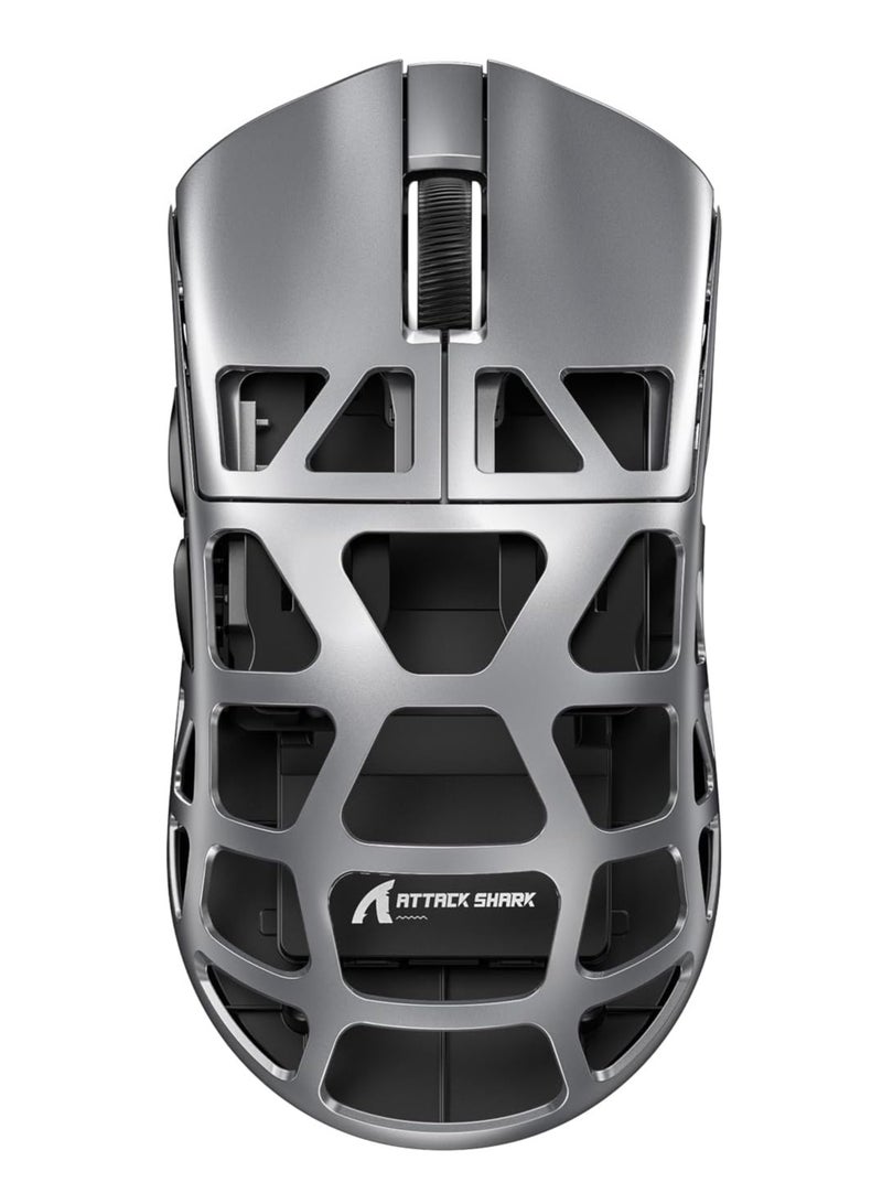 هجوم القرش ماوس ألعاب لاسلكي خفيف الوزن R3 مصنوع من سبائك المغنيسيوم، وزن 46 جرام، يدعم تقنية البلوتوث/2.4 جيجاهرتز/سلكي، معدل استطلاع لاسلكي 8000 هرتز، مستشعر PAW3395 بدقة 26 ألف نقطة في البوصة، فأرة قابلة للبرمجة، لأجهزة الكمبيوتر الشخصية/اللاب توب/ماك - فضي - Image 1