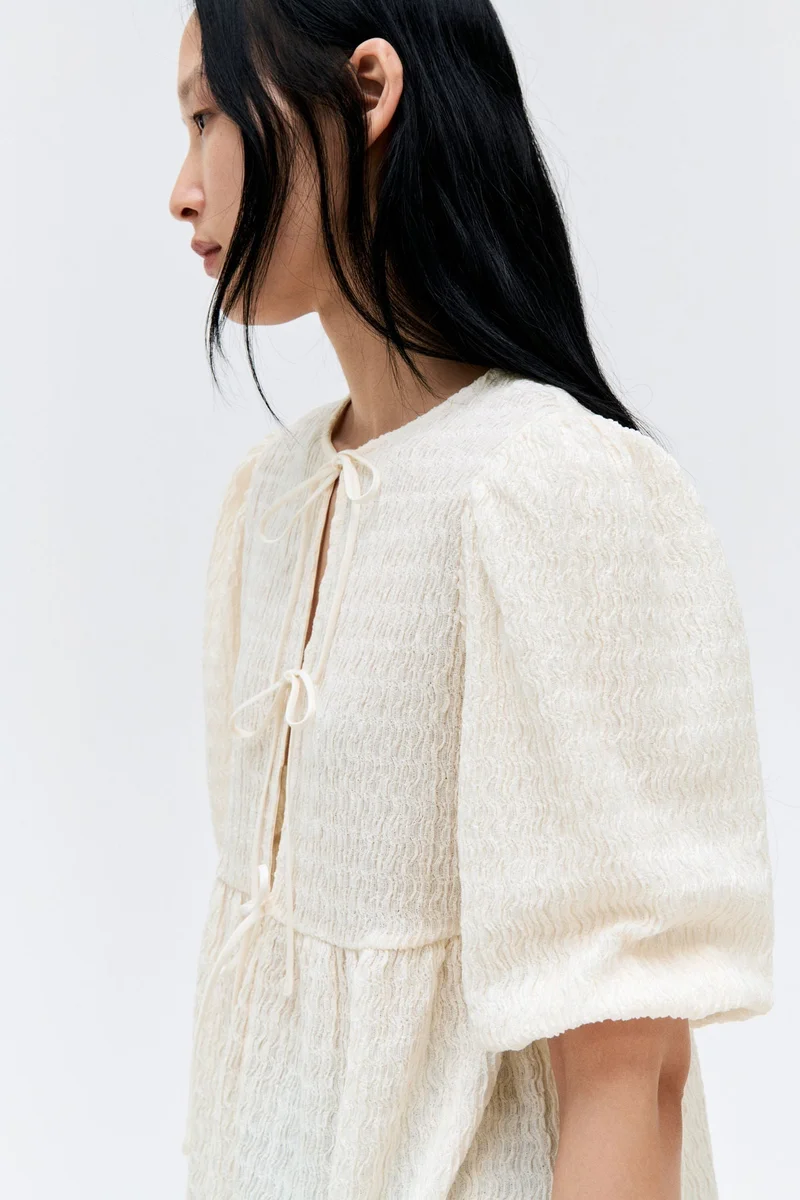 H&M Tie-front peplum top