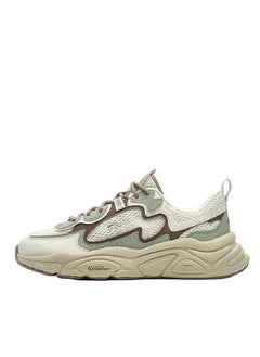 FILA حذاء رياضي مرتفع ذو نعل سميك باللون البيج/الأخضر  - Image 1