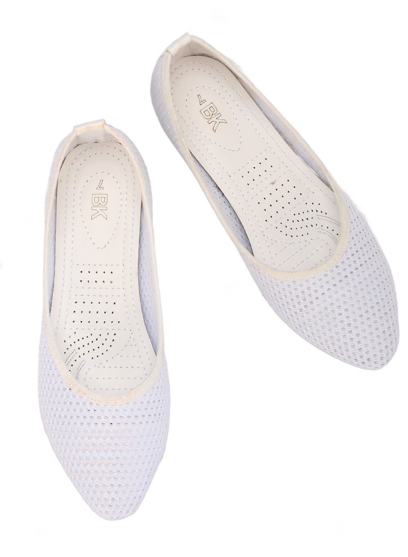 باليرينا نسائية خفيفة بسطح شبكي وتصميم مفرغ و نعل مريح - Image 3