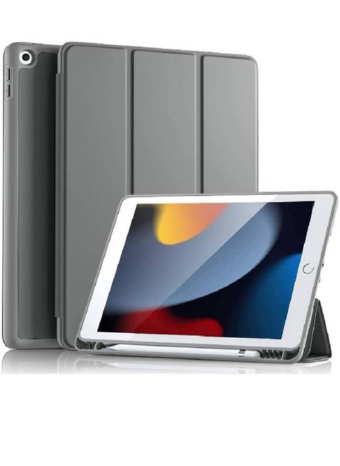 حافظة متوافقة مع حافظة iPad 9th/8th Generation/iPad 10.2 بوصة 2021/2020/2019، جلد PU فاخر + حافظة خلفية ناعمة من مادة TPU مع حامل قلم رصاص، غطاء iPad للنوم/الاستيقاظ التلقائي - رمادي فضائي