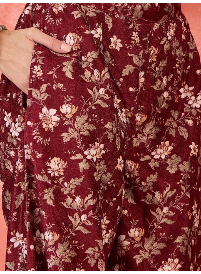AKS Maroon Velvet Kurta Set With Printed Dupatta  - Image 3