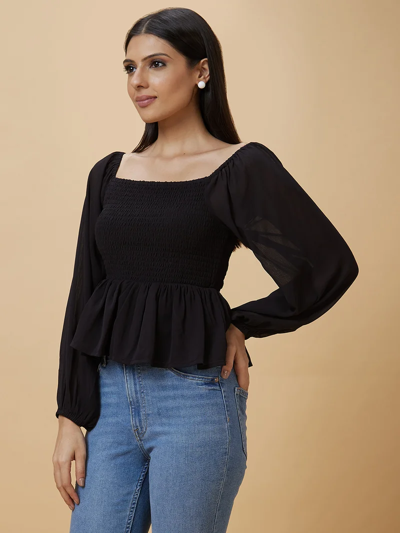 جلو باص Women Black Square Neck Puff Sleeve Smocking Georgette Peplum Top
