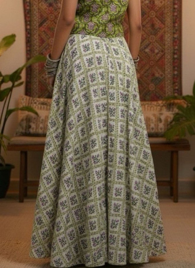 WineRed Floral Printed Maxi Flared Skirt in Pure Cotton - Image 4