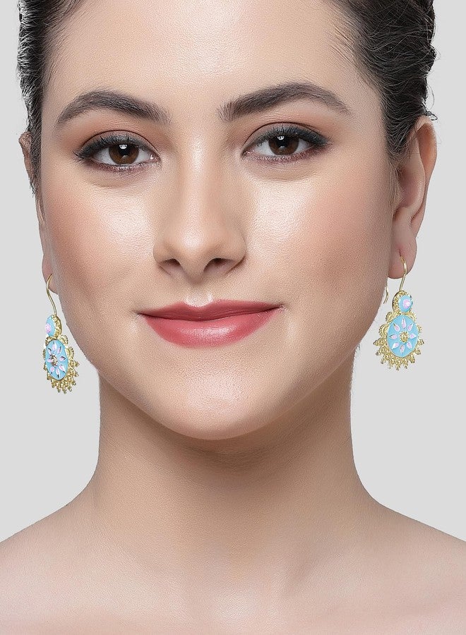 كارات كارت أقراط مينا متدلية مطلية بالذهب باللونين الأزرق الفاتح والوردي من كارات كارت للنساء - Image 3
