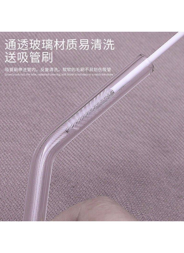 A set of juice straws. The set consists of 4 pieces made of glass only for drinking drinks, in addition to 1 brush for cleaning the straws after (the straws are transparent)