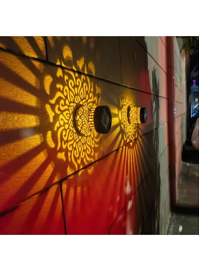 قطعتان من مصابيح الجدار الشمسية الخارجية مزودة بحساس حركة IP65 إضاءة مسارات LED باللون الأسود - Image 2