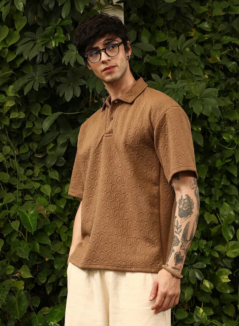Campus Sutra Men's Tan Brown Zigzag-Tactile T-Shirt