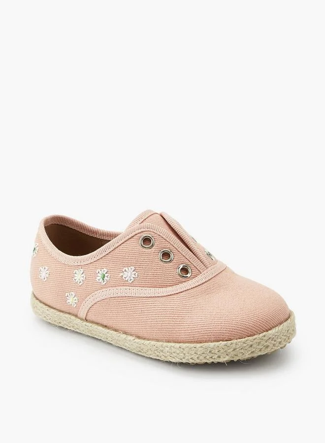 ببرمنة Girls Slip-On Espadrille Sneakers