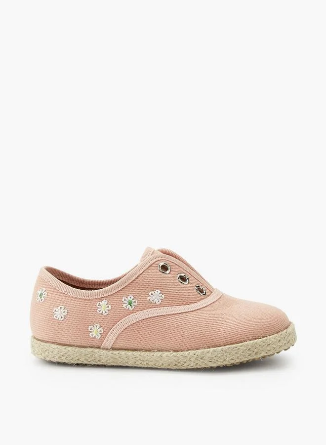 ببرمنة Girls Slip-On Espadrille Sneakers