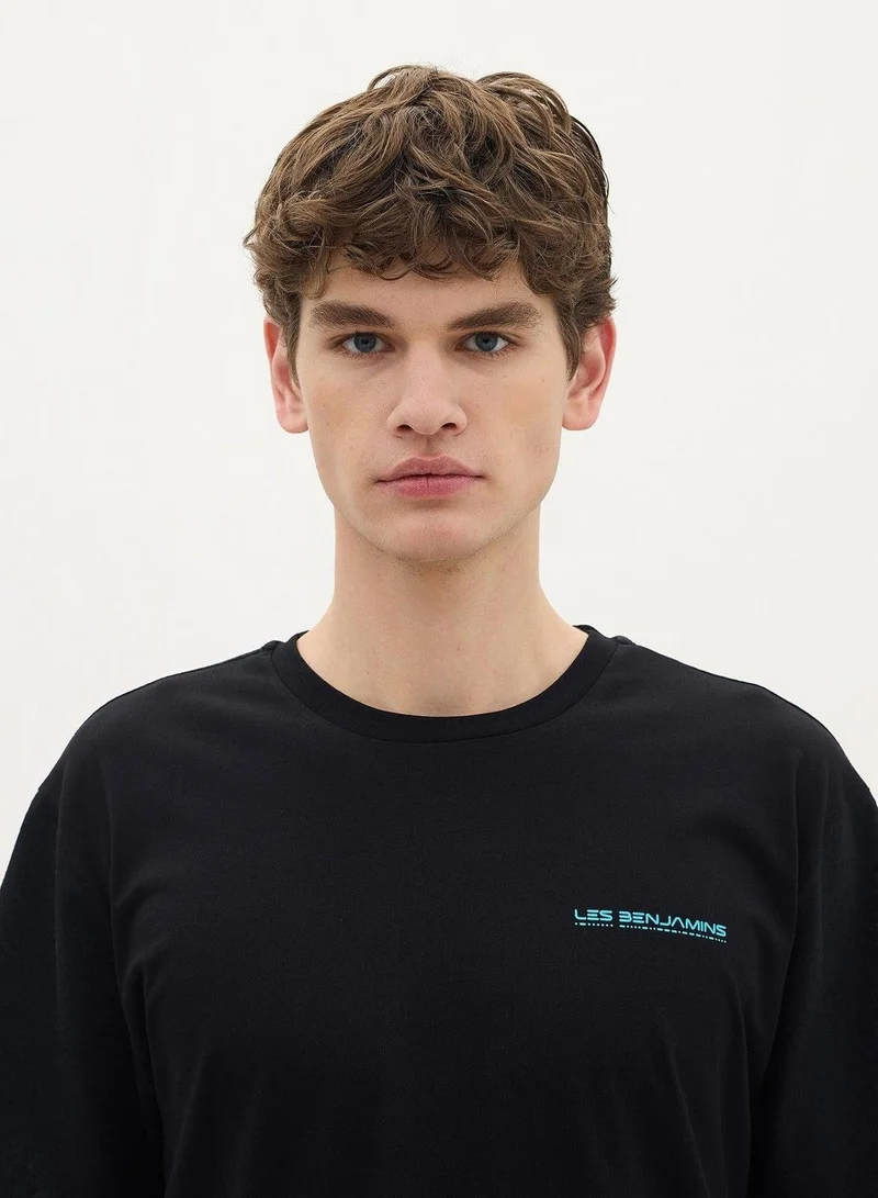 ليس بنجامنز تي شيرت ريلاكسد 022