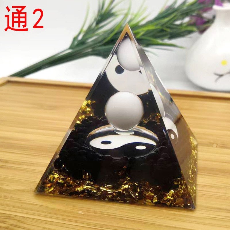 Cross-border ornaments foreign trade explosions a variety of crystal gravel energy stone pyramid ornaments creative crafts manufacturers 29.