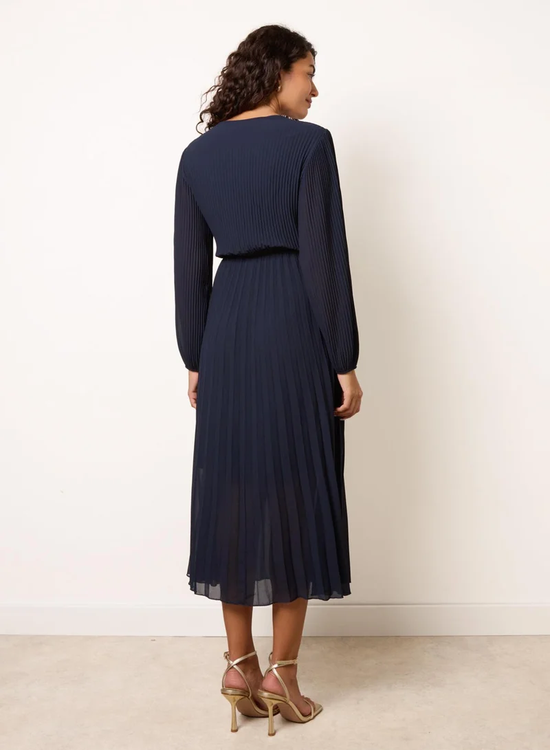 بلو فانيلا Chiffon Pleated Dress