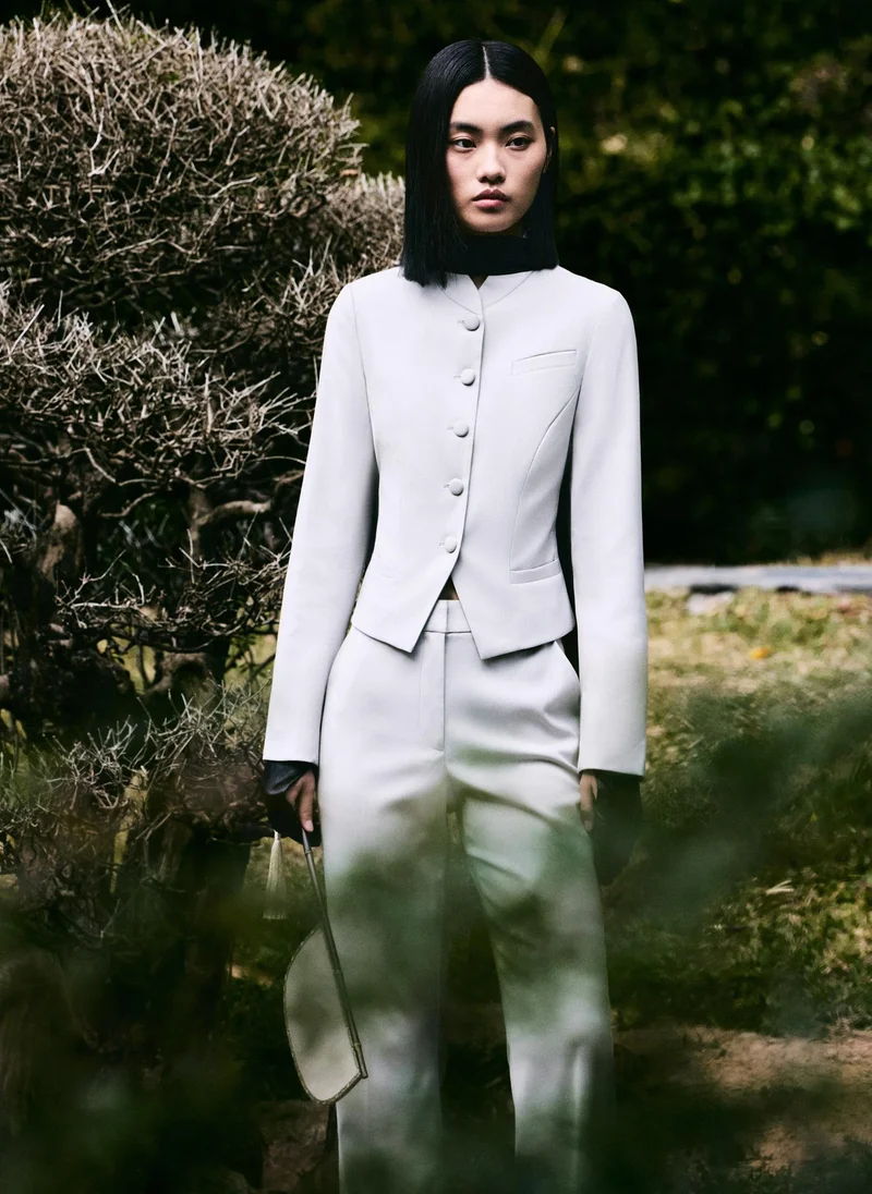 Lichi Fitted single-breasted jacket with covered buttons