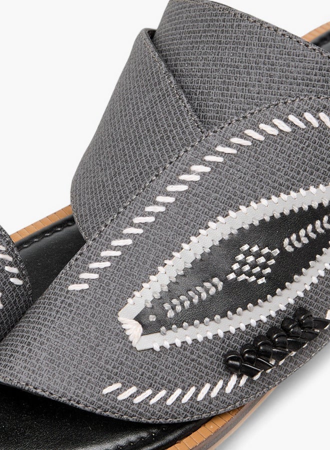 الواحة صنادل عربية مطرزة سهلة الارتداء بحلقة إصبع - Image 4