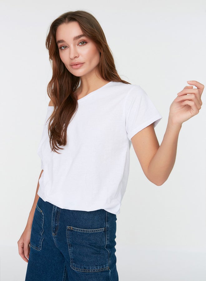 trendyol Women's White Off-Shoulder Tshirt - Image 3