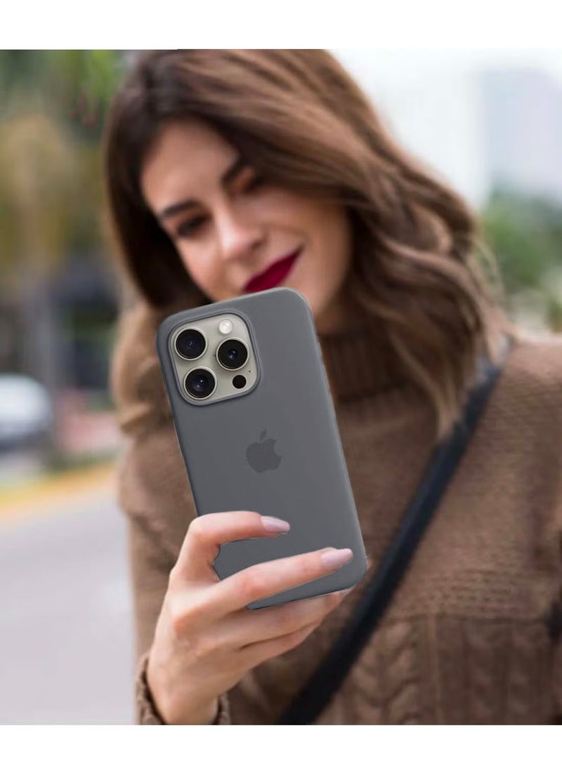 دبليو تيك أبل آيفون 16 برو 2024 غلاف واقي مصنوع من السيليكون السائل الناعم - رمادي - Image 5