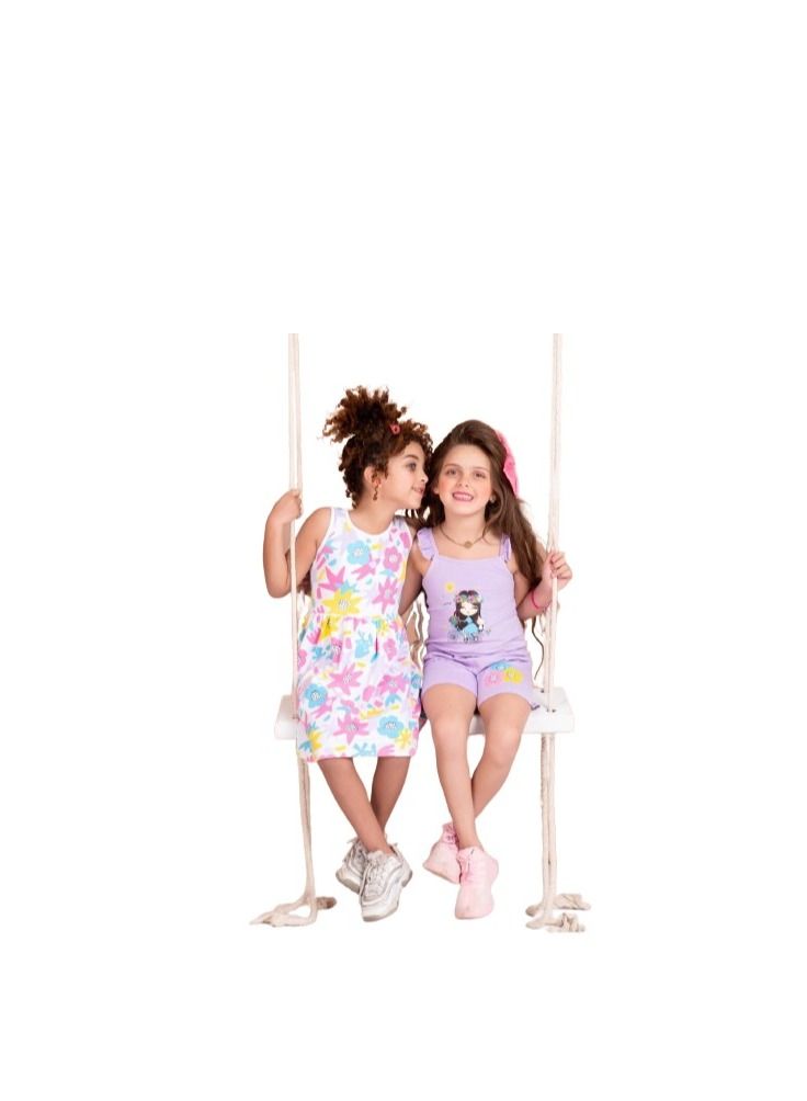 A girl's set consisting of two pieces