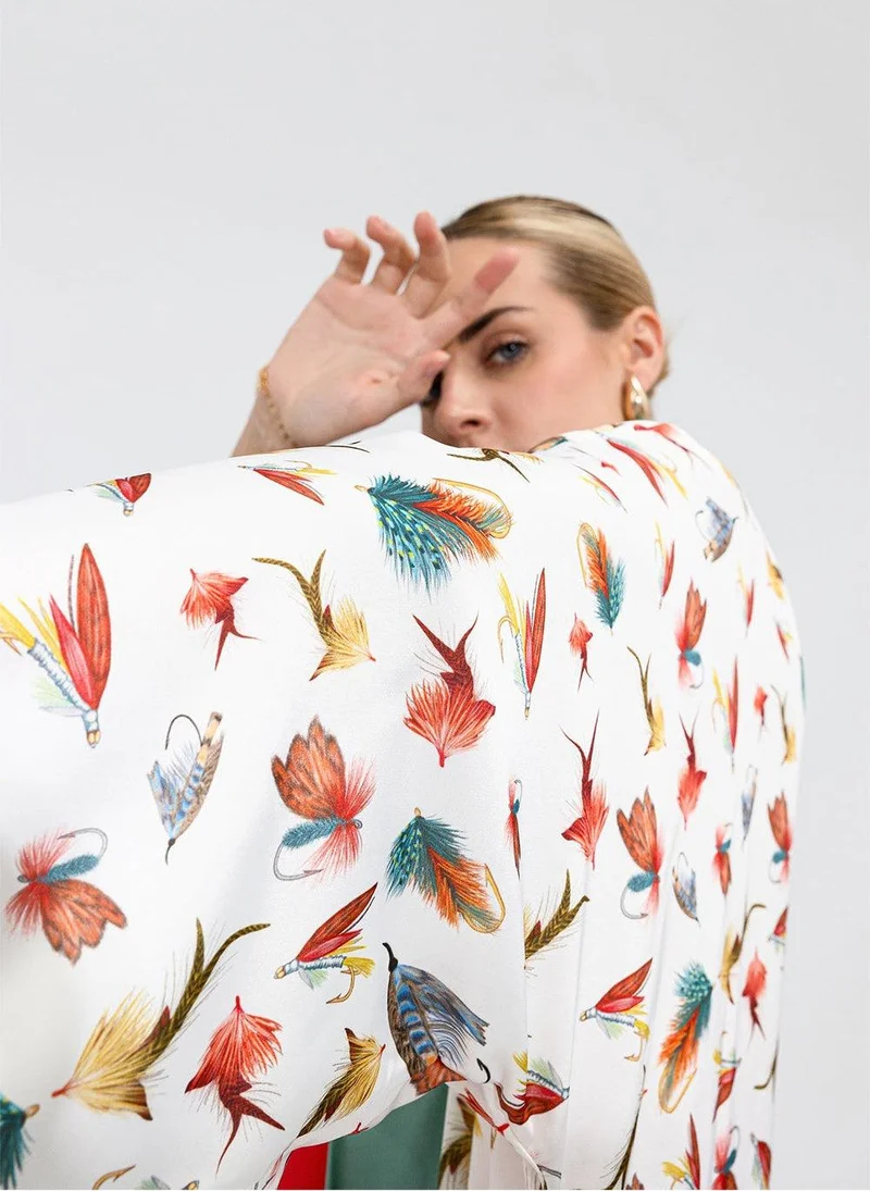 جانارا جونز Fishing Flies Satin Abaya Kaftan