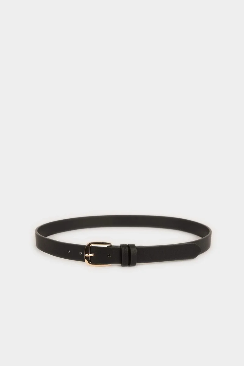 ديفاكتو Woman Oval Buckle Faux Leather