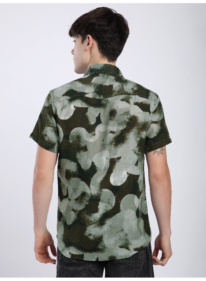 بيونغ قميص بطبعة دائرية مجردة باللون البني - Image 5