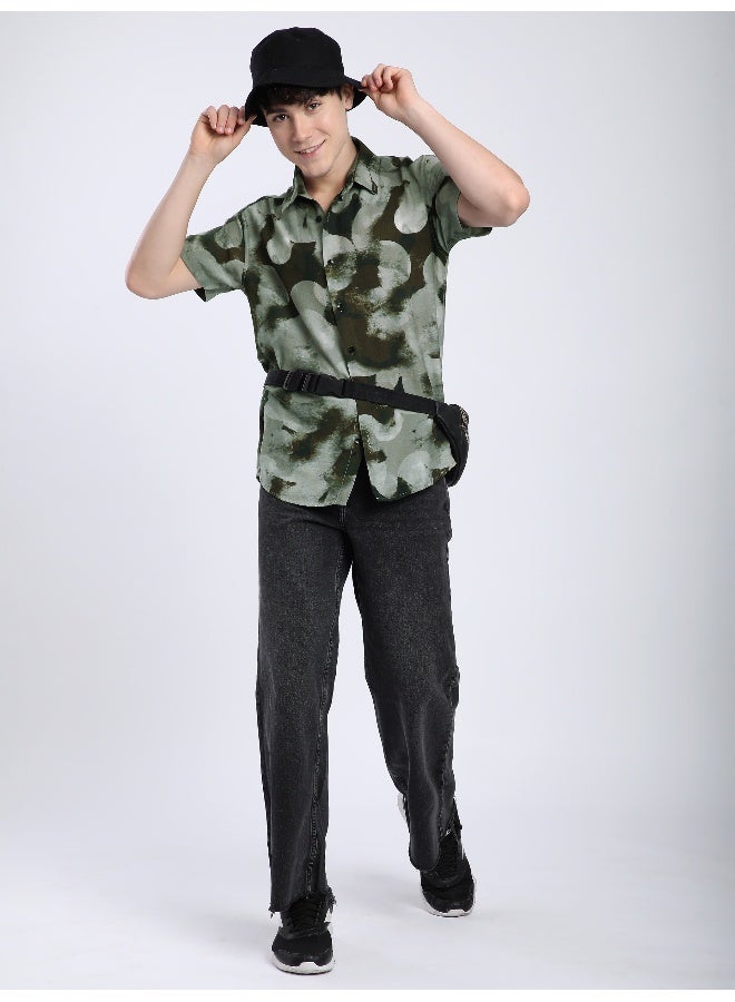 بيونغ قميص بطبعة دائرية مجردة باللون البني - Image 4