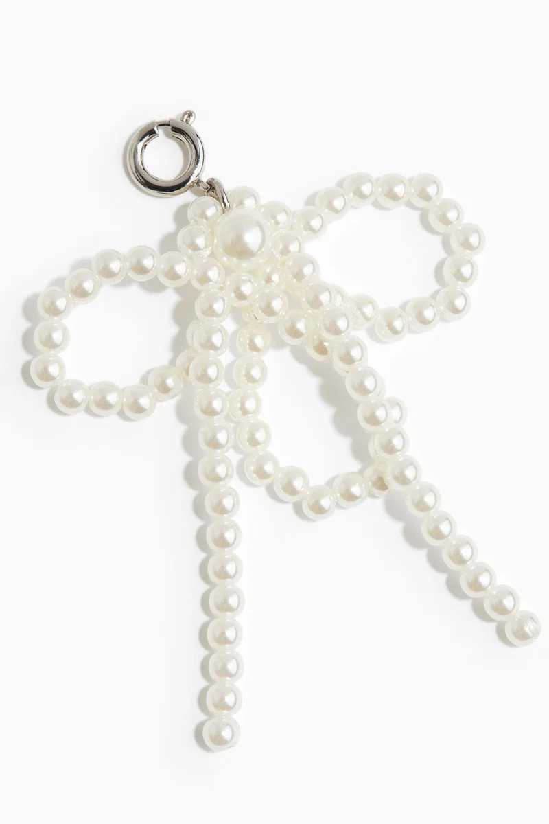 اتش اند ام حلية خرز للحذاء