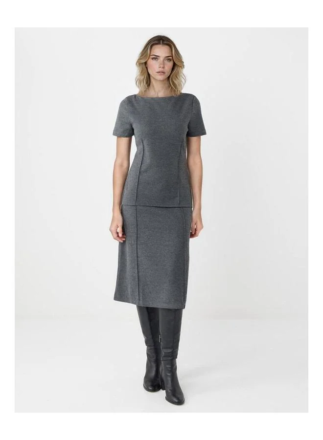 Jimmy Key Anthracite Melange Short Sleeve Boat Neck Knit Blouse.