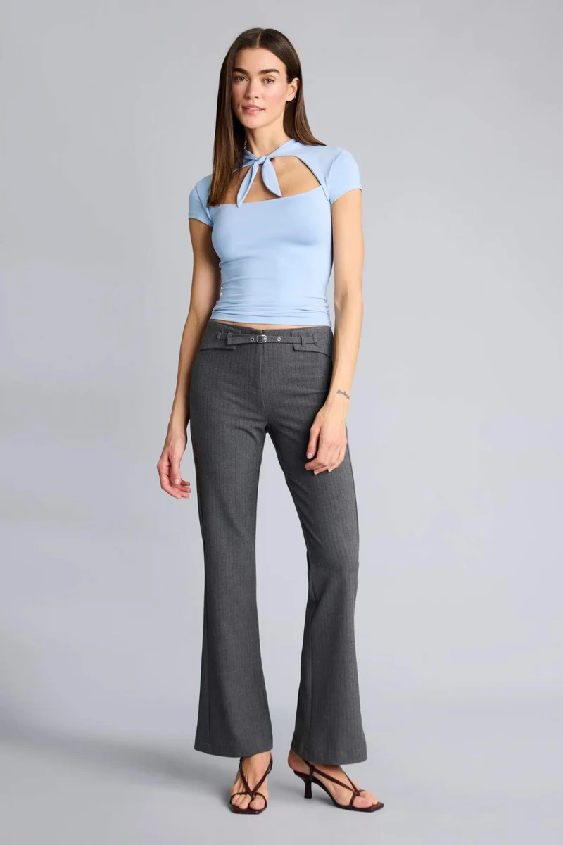 ديفاكتو Afra x Defacto Straight Fit Normal Waist Trousers