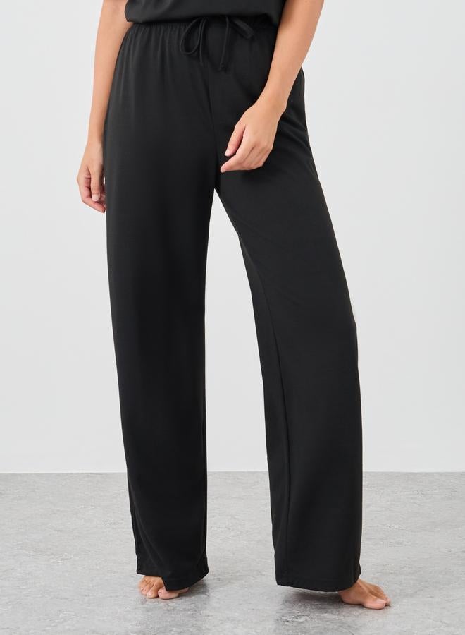 Styli Printed Pocket Round Neck T-Shirt and Pyjama Set - Image 5